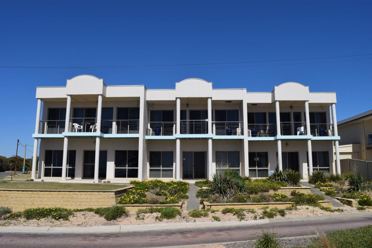 Christies Seahorse Holiday Townhouses Port Noarlunga Екстериор снимка
