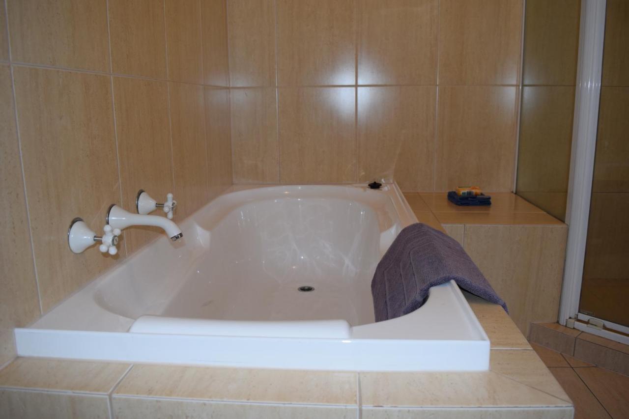 Christies Seahorse Holiday Townhouses Port Noarlunga Екстериор снимка