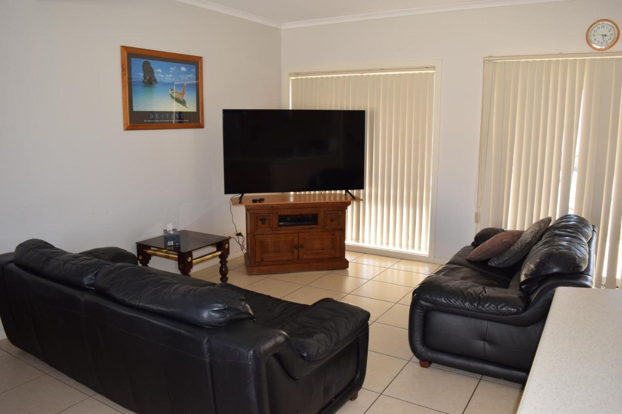 Christies Seahorse Holiday Townhouses Port Noarlunga Екстериор снимка